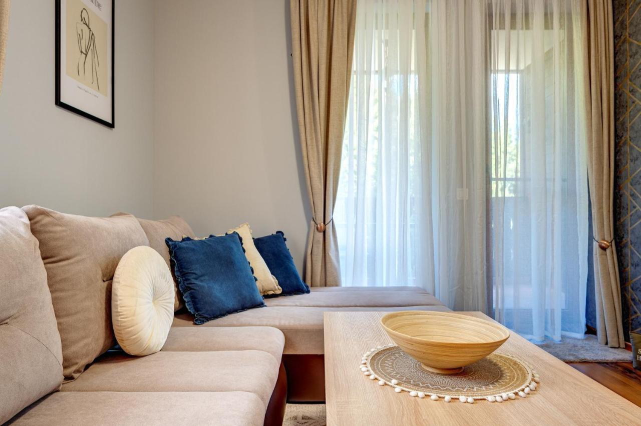Luxury Flat In Grand By Flat Mаnager *