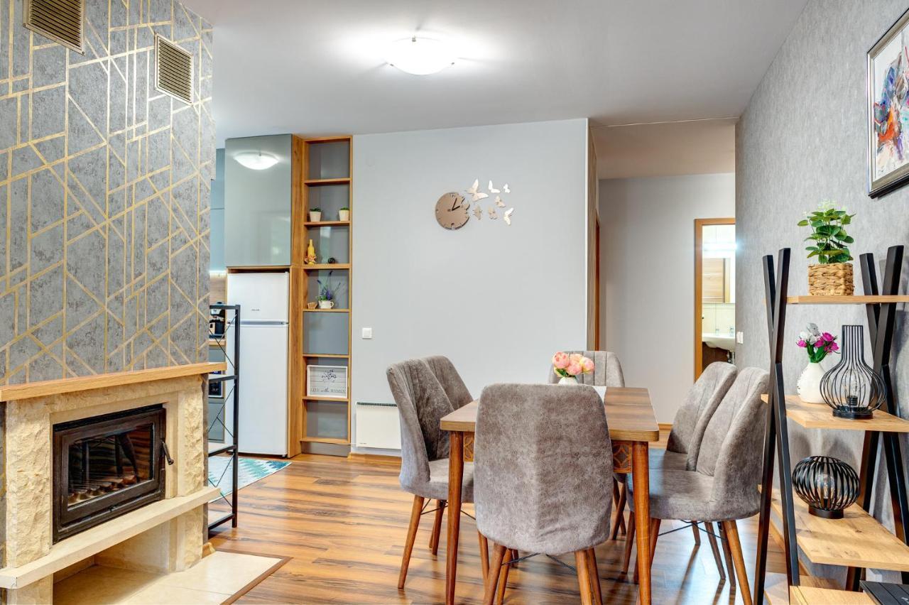 Luxury Flat In Grand By Flat Mаnager Apartment *